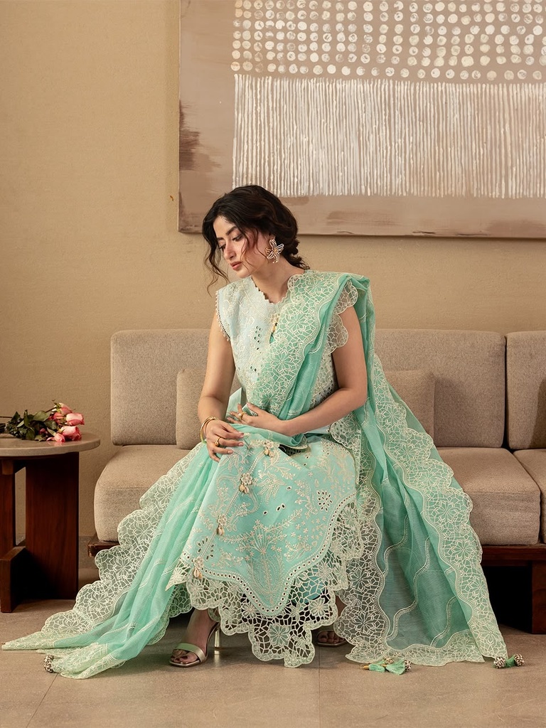 LUXURY COTTON CHICKEN KARI FRONT ALONG WITH EMBROIDERED DAMAN PATCHE